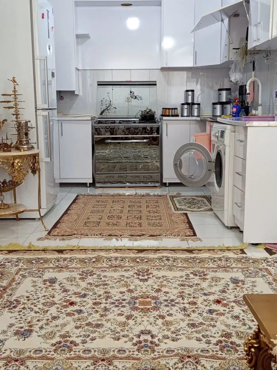 فروش  آپارتمان دوخوابه فاز ۴ مجتمع سهندیه