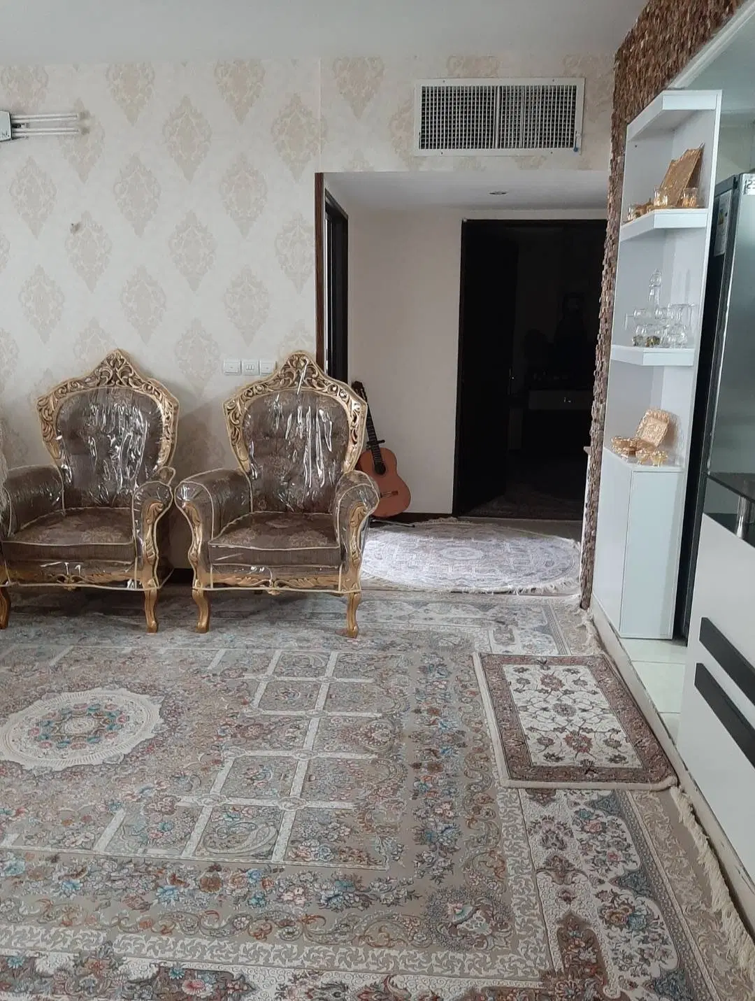 واحد۹۰متری ابوطالب بسیارشیک ودلباز
