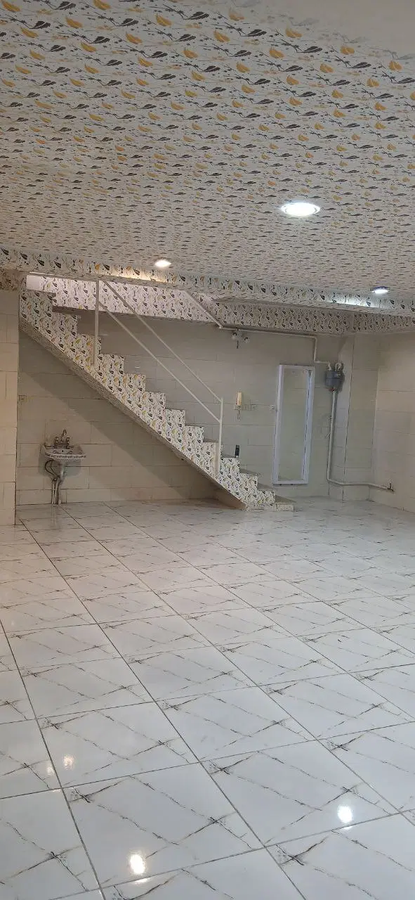 اجاره زیر زمین بر خیابان اصلی