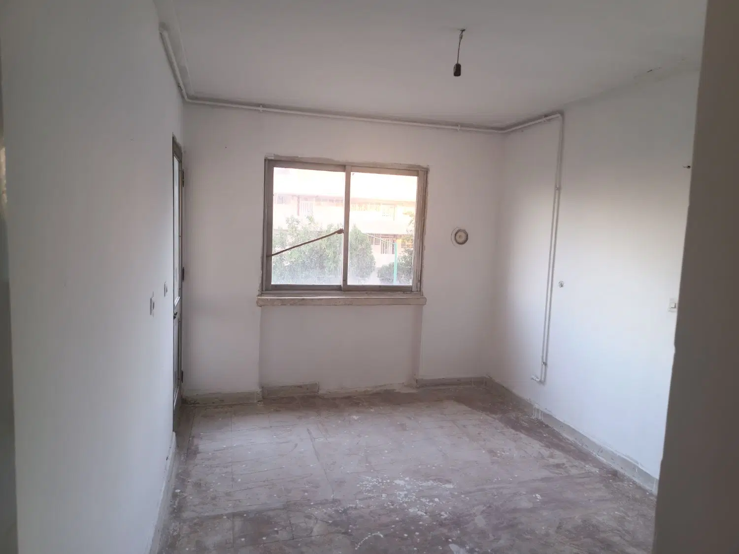 خانه 82متری مجتمع مسکونی برق