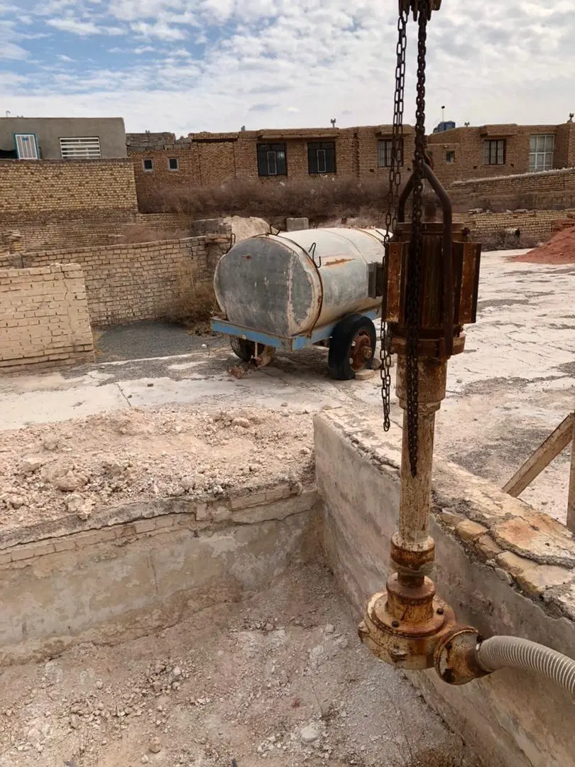 زمین فروشی