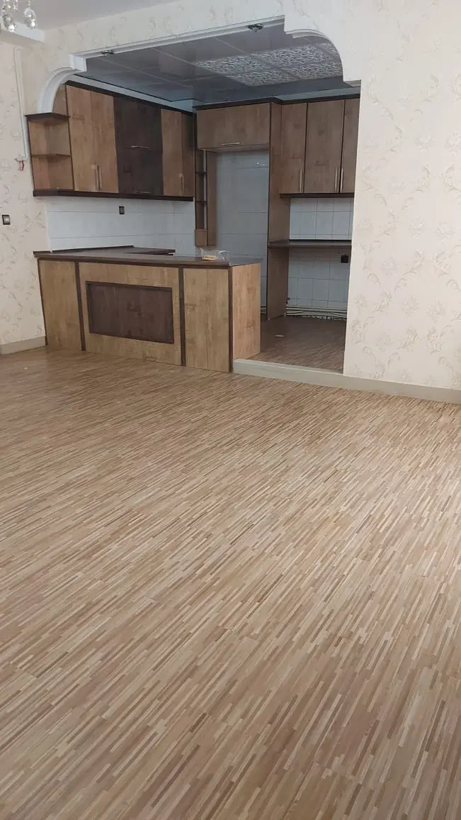واحد ۸۲ متری سنددار