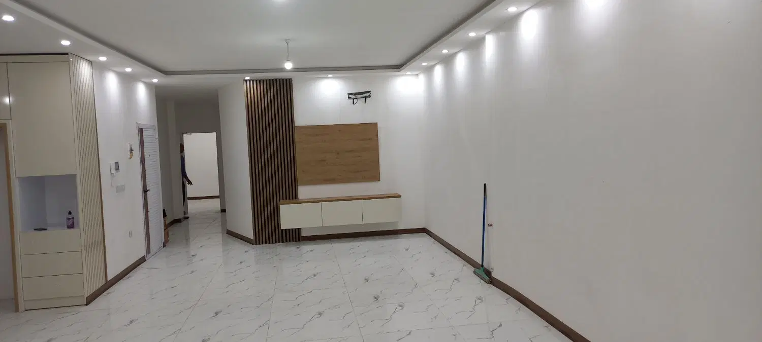 ۱۶۰ متر سه خواب تک واحدی با آسانسور و پترکینگ