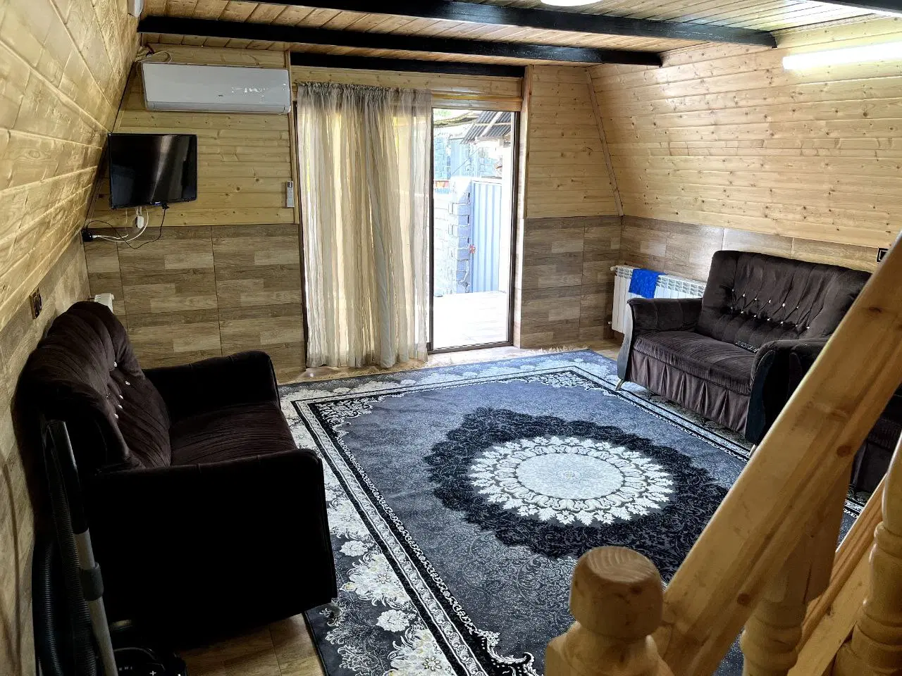 کلبه سوئیسی جکوزیدار