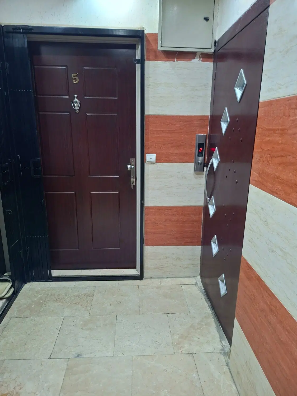 آپارتمان ۶۷ متری ترجمان جنوبی منیریه تمیز