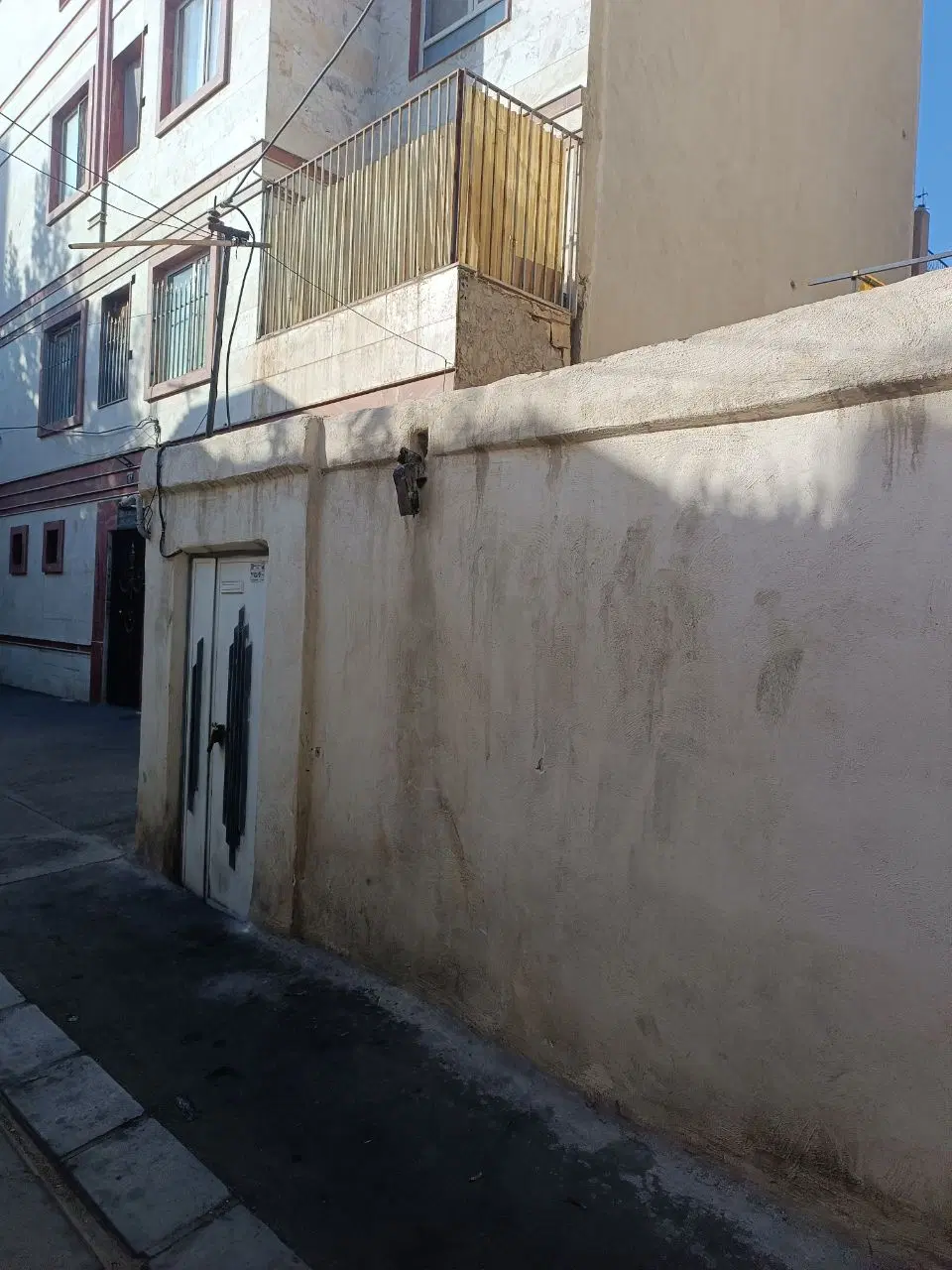 فروش ملک گلنگی