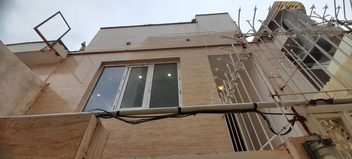 خانه کوهسنگی ۷۰ متر دوبلکس سندداردو خواب تراس بزرگ