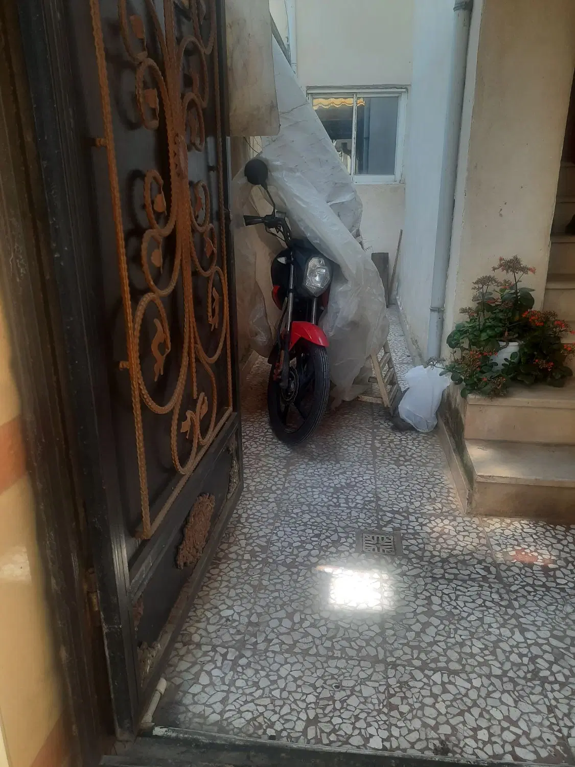 فروش دو واحد ساختمان