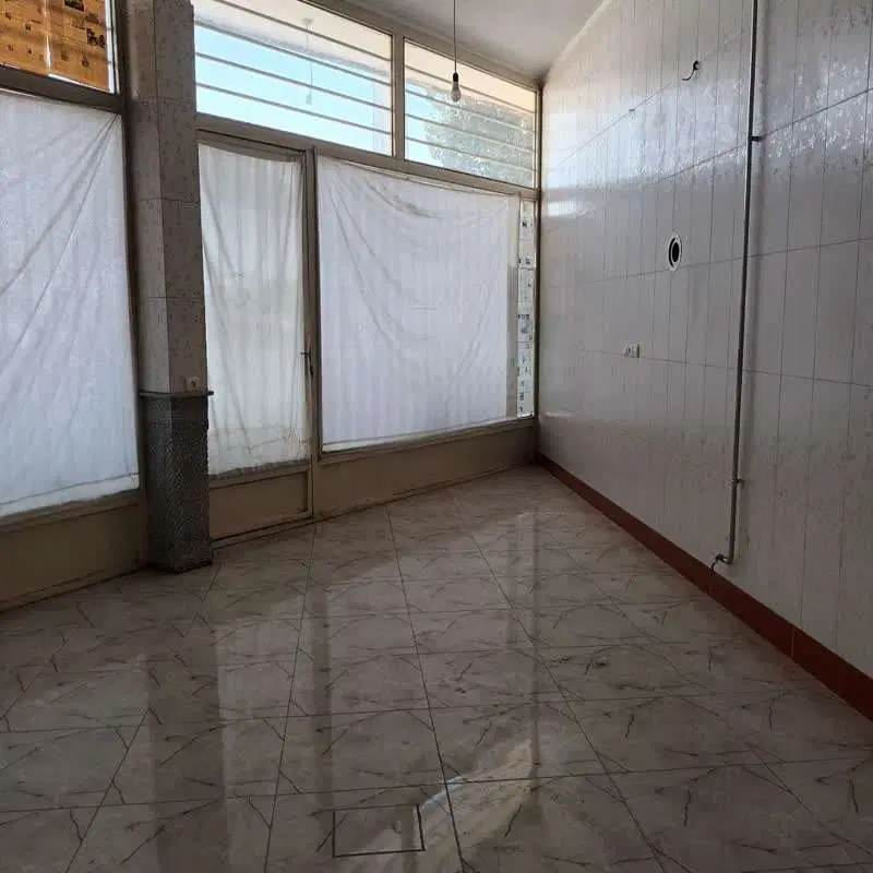 مغازه 50متری