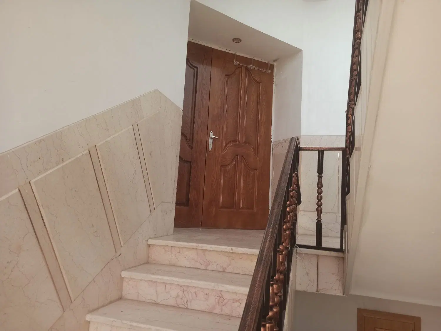 رهن و کرایه خانه(طبقه دوم)