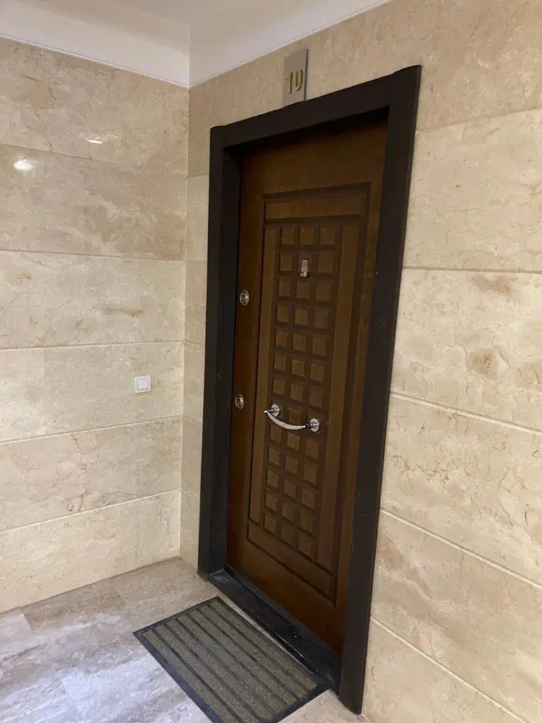 آپارتمان۱۰۶ متری فول بازسازی در