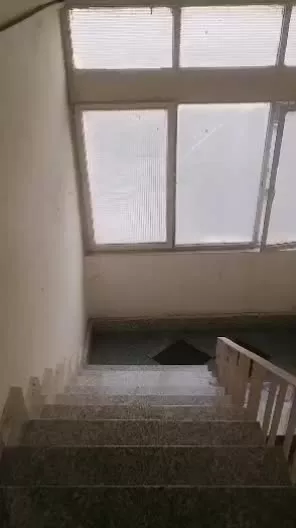 میدان توحید ۵۰ متر فلت چند قدمی مترو مسکونی اداری