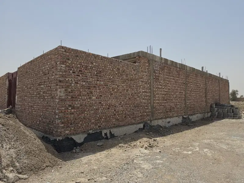 خونه نیمه ساخت