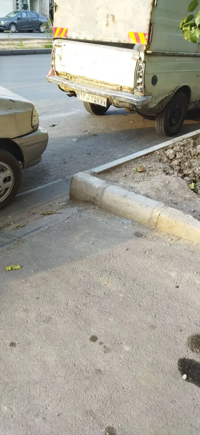 یک باب مغازه 85 متری با کلیه امکانات