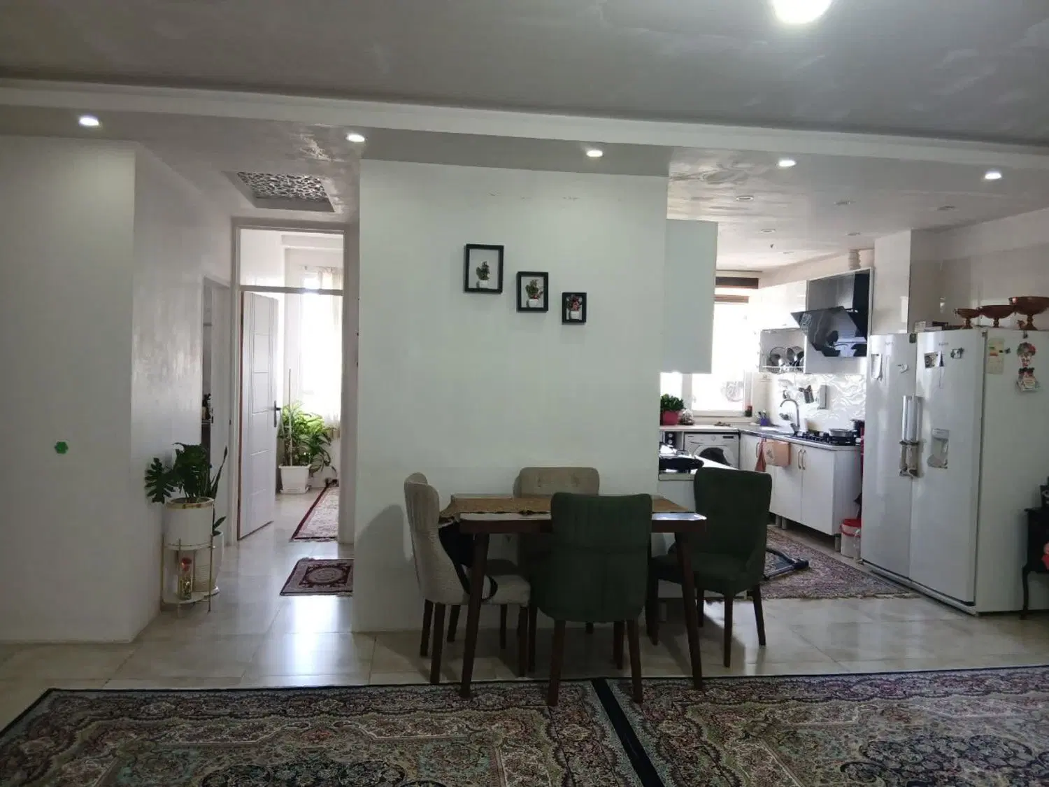 ۸۷ متر تک واحدی نوساز غرق نور تهاتر با ماشین وطلا