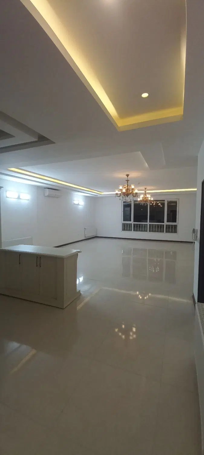 اپارتمان 143 متری _ الهیه 37 _ سند اماده