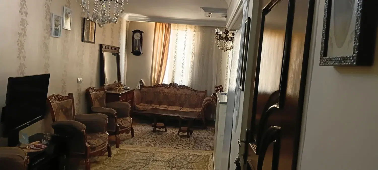 مینودر  ۶۹ متری طلاییه طبقه دوم