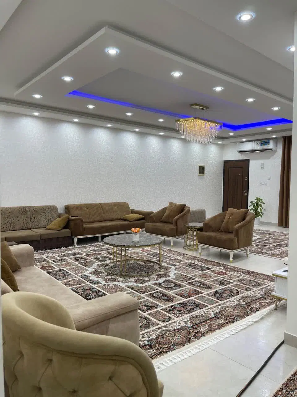 فروش ویلایی دو طبقه فاز شیش