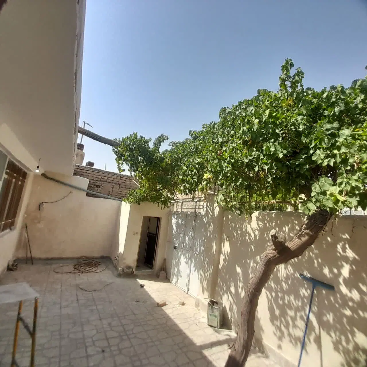 خانه ملک فروشی