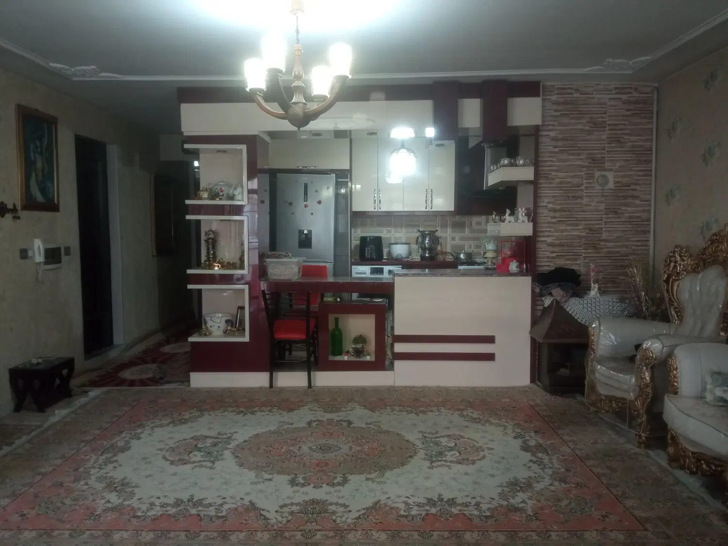 خانه ۱۰۰متری شمالی دوخواب نزدیک میدان اصلی