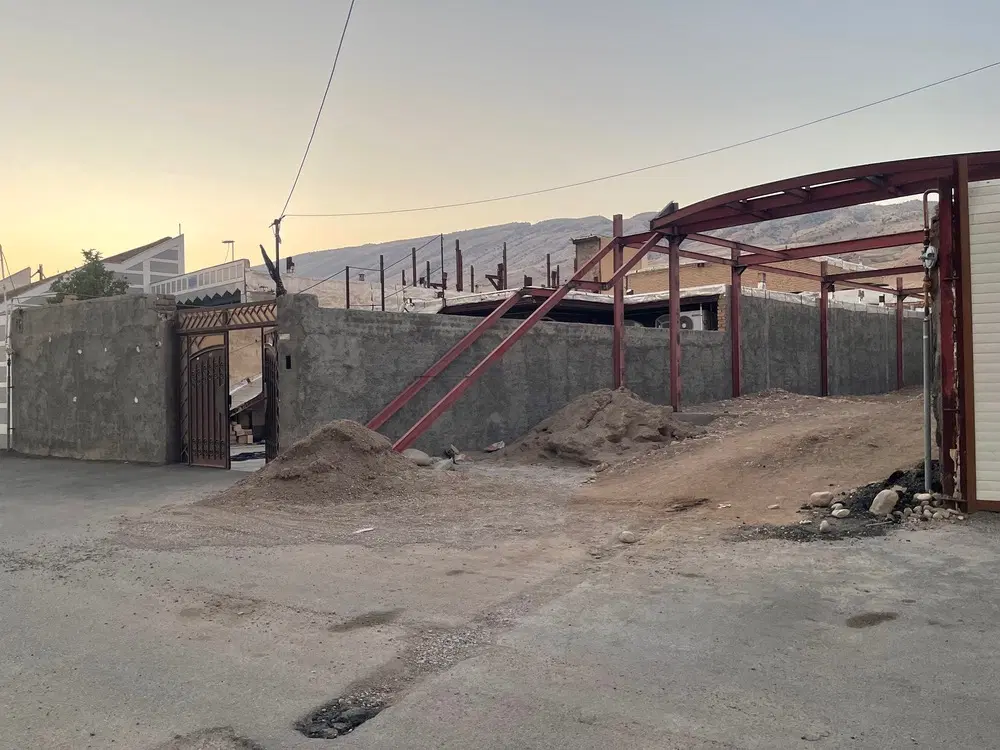 ۳ ساختمان مسکونی