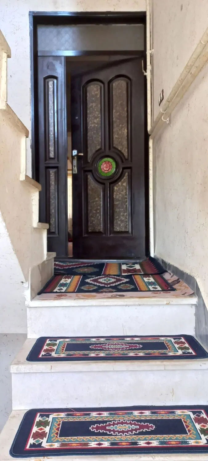 خانه دو طبقه