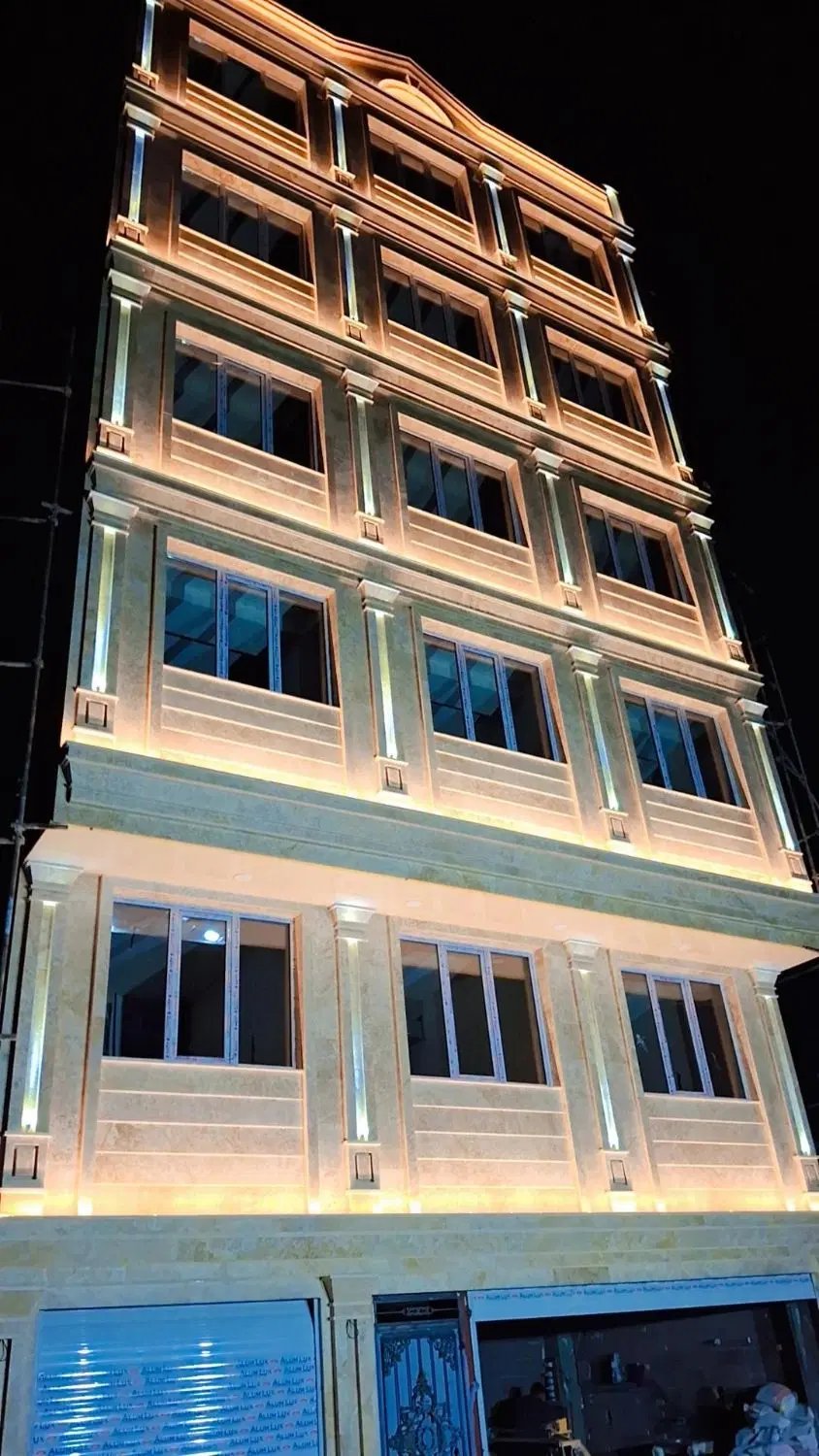 آپارتمان ۱۲۵ متری
