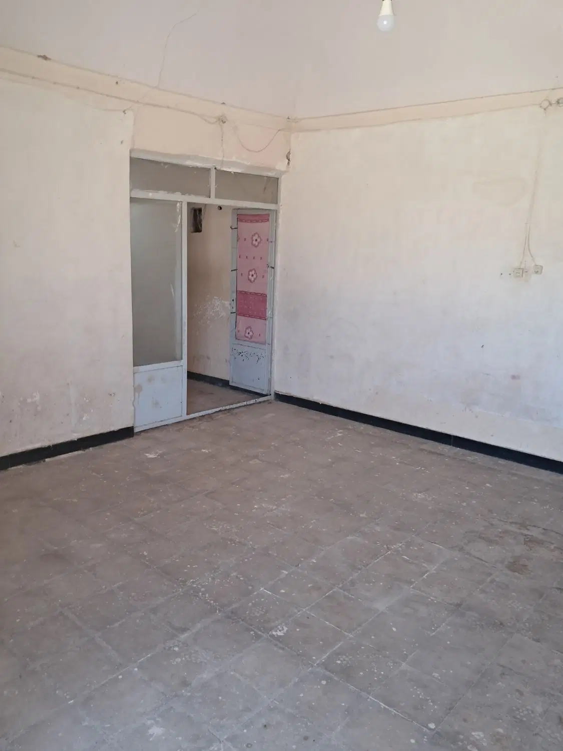 خانه گنبه ای حمید اباد