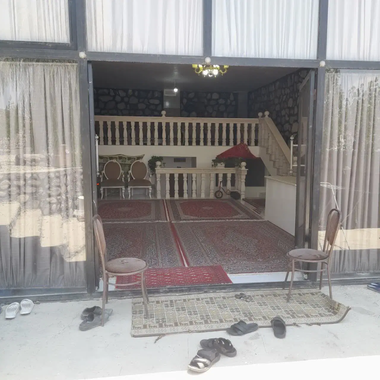 اجاره ویلا سالیانه گلخندان ۶۰۰ متر