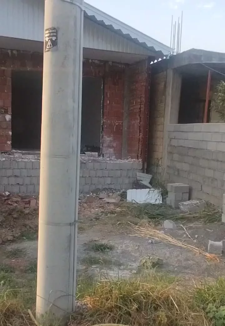 فروش خانه نیمه ساخت