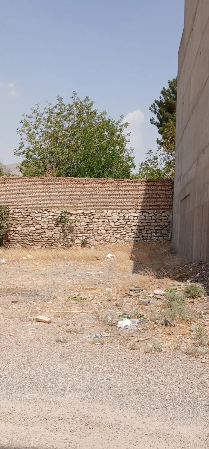 فروش زمین مسکونی به متراژ ۲۵۳ متر با بر ۱۱