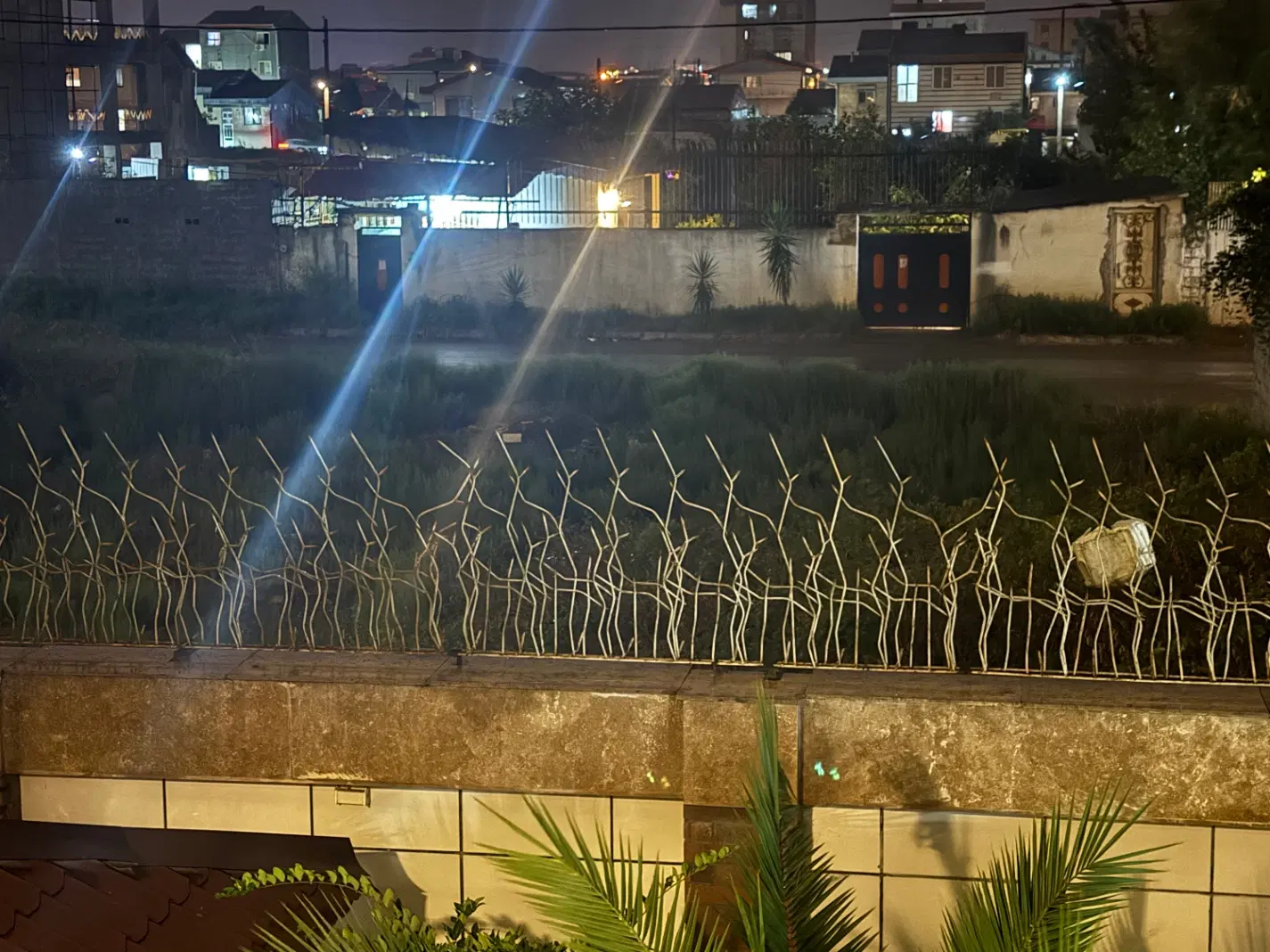 زمین مسکونی  در چهار فریضه