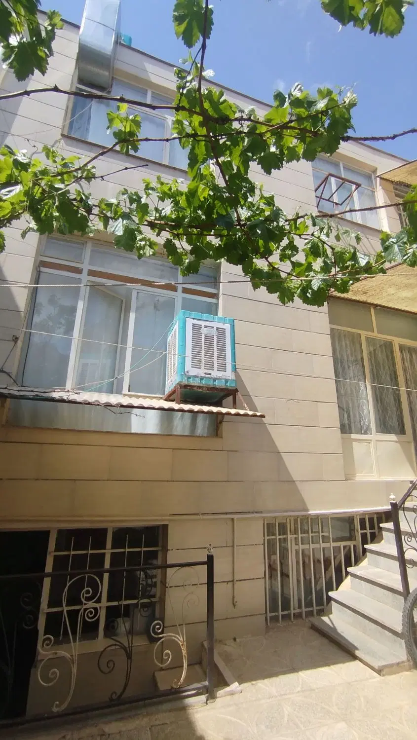 منزل ویلایی سه طبقه