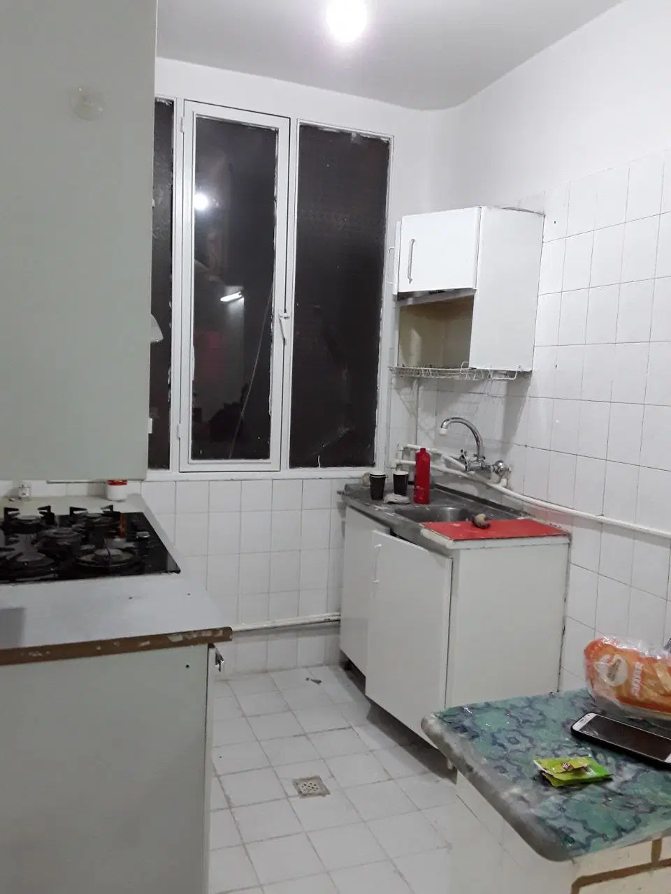 ۴۱ متر تر و تمیز تک برگ با انباری
