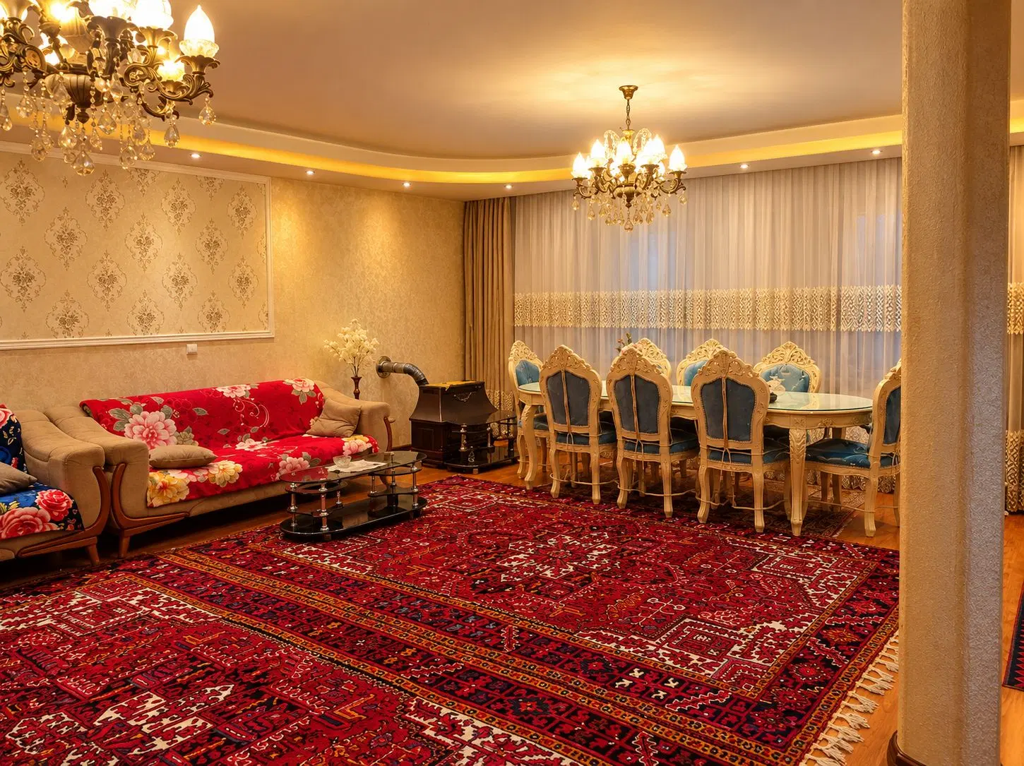 فروش ساختمان  دو طبقه ویلایی