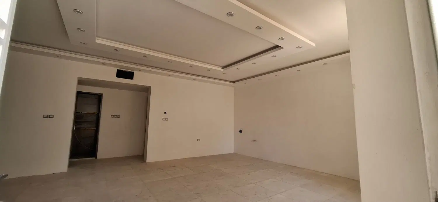 رهن کامل700میلیون،منزل همکف130متر ماشین رو ،تخلیه