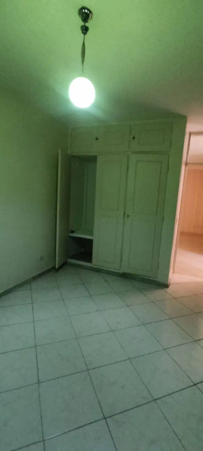 نارمک هلال احمر ۱۶۰  متر ۳خواب