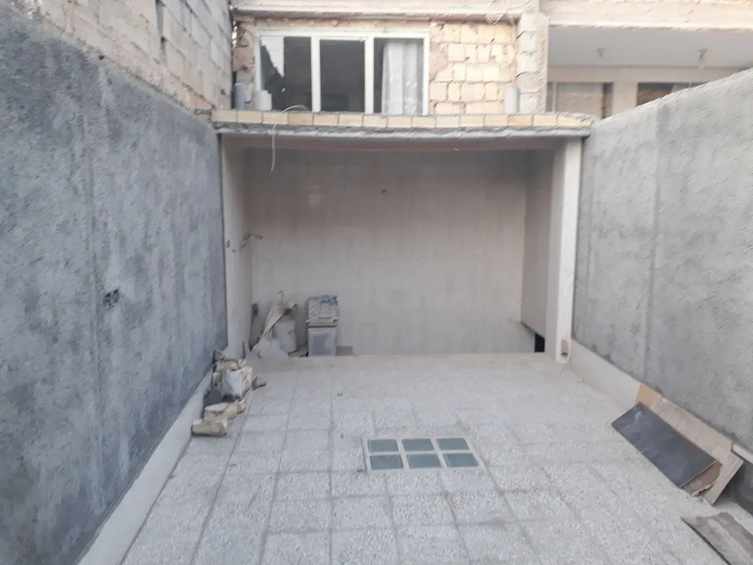 اجاره یک واحد زیرزمین مسکونی صالح آباد