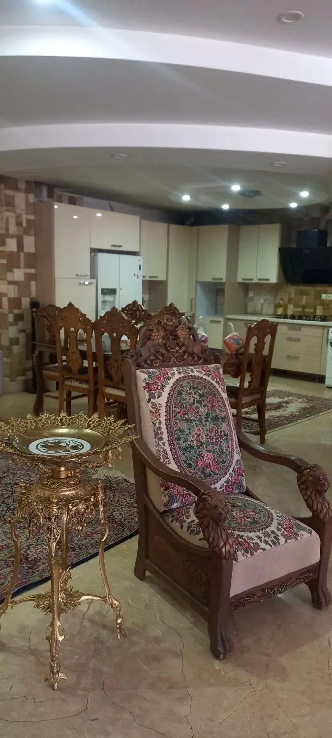 اپارتمان ۲۲۵ متر فرهنگیان