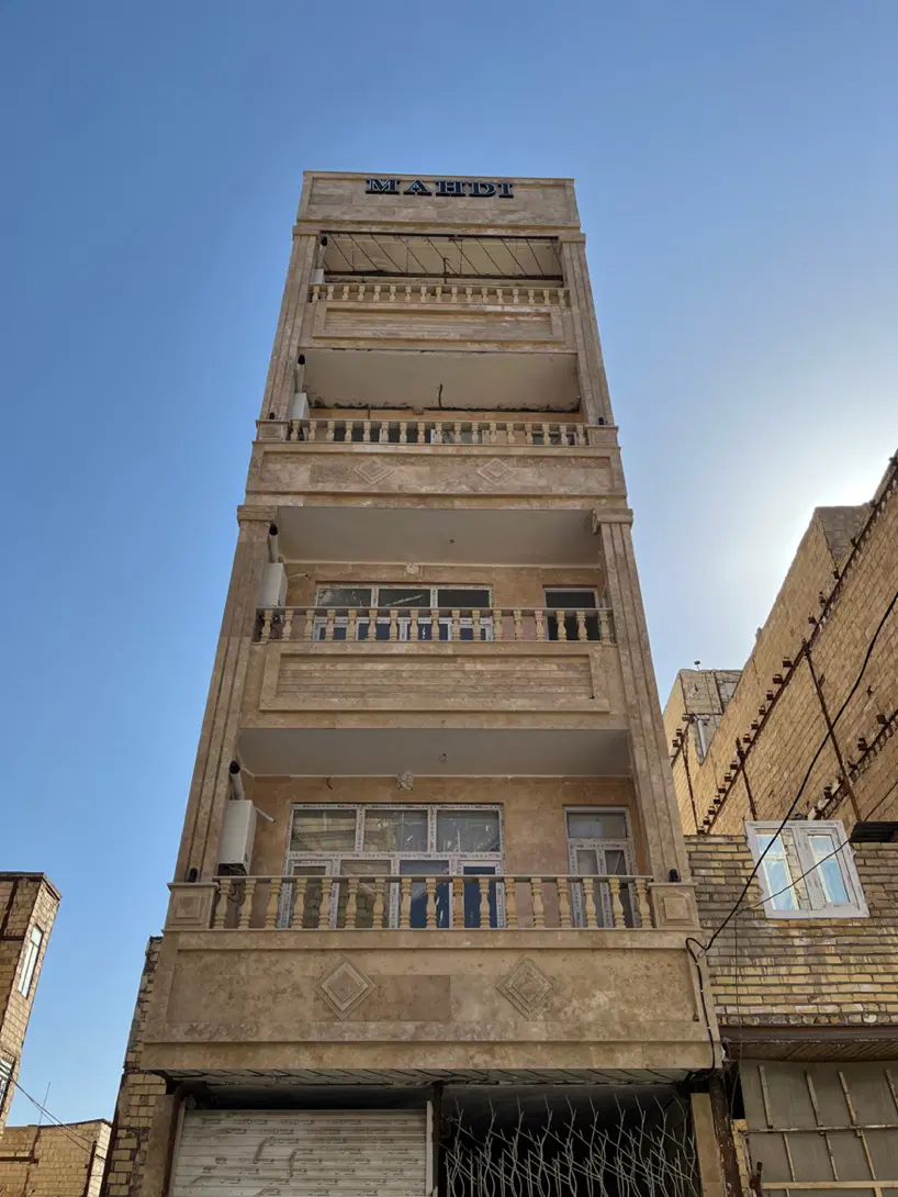 آپارتمان ۱۲۰ متری مهندسی ساز