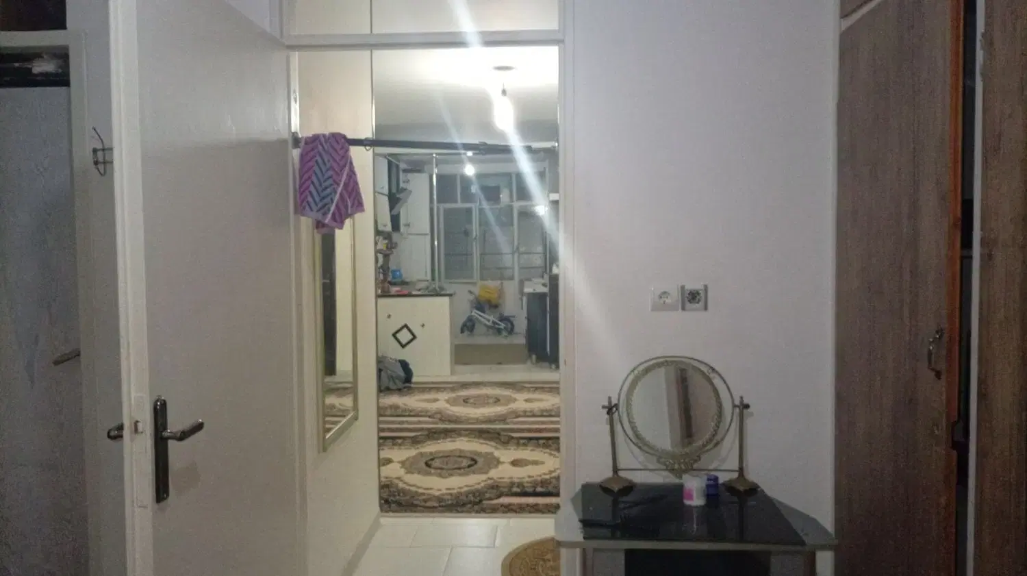 یک عدد واحد۶۰متری