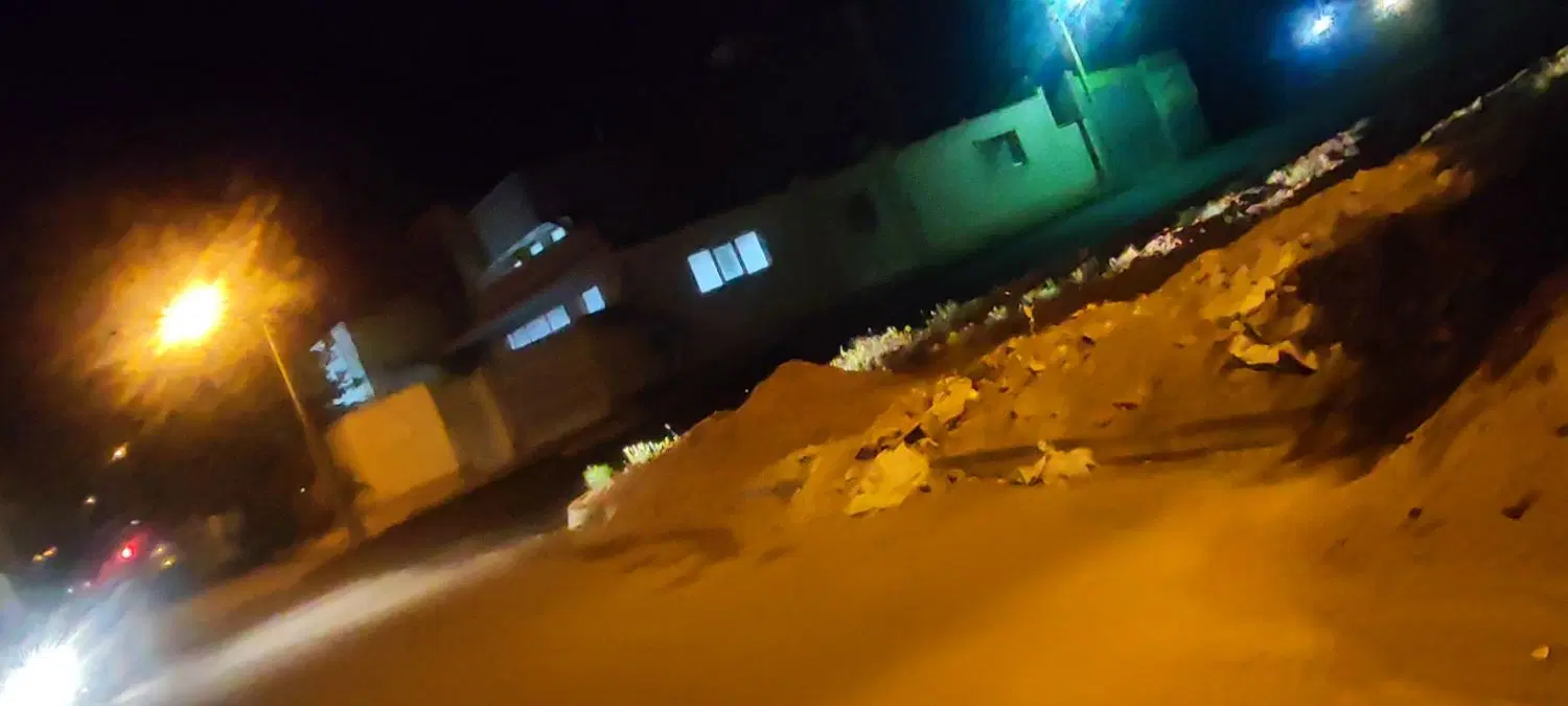 واقع در قاین  بولوار شهید رئیسی۲۱ نبش عارف ۷