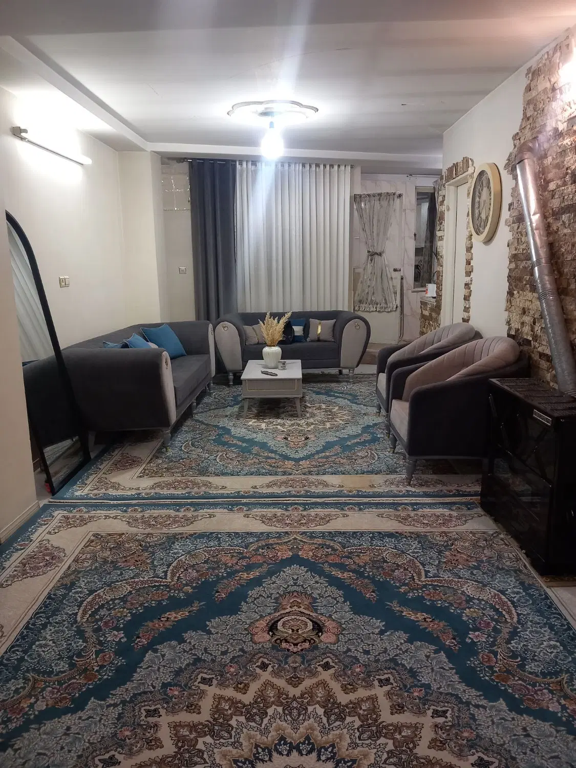 فروش‌یک‌واحدآپارتمان‌۸۵متری