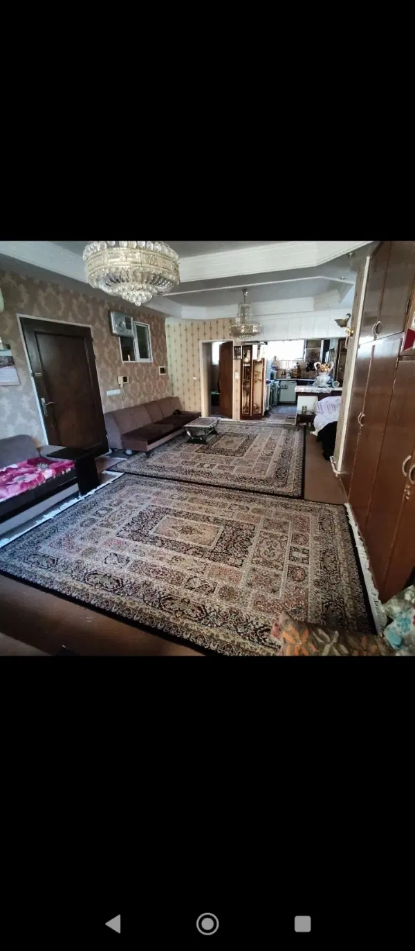 آپارتمان طبقه اول