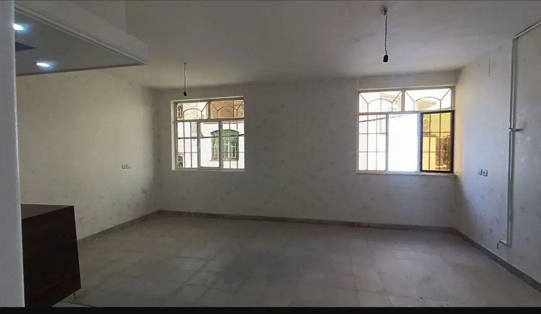 آپارتمان ۴واحدی مناسب سرمایه گذاری