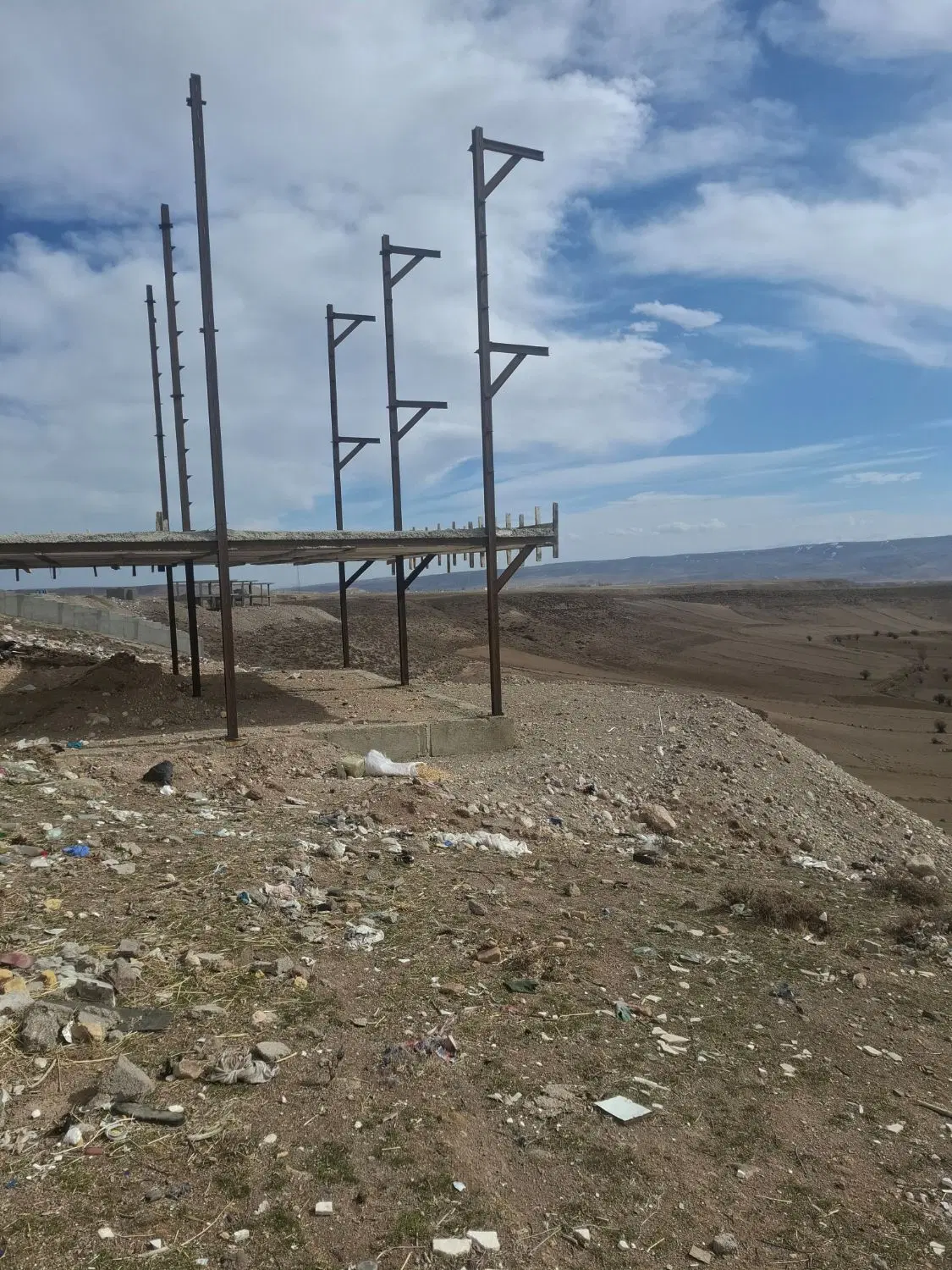 ۳۵۸متر زمین ویلایی رو به دره،ویوی ابدی،مجوز اماده
