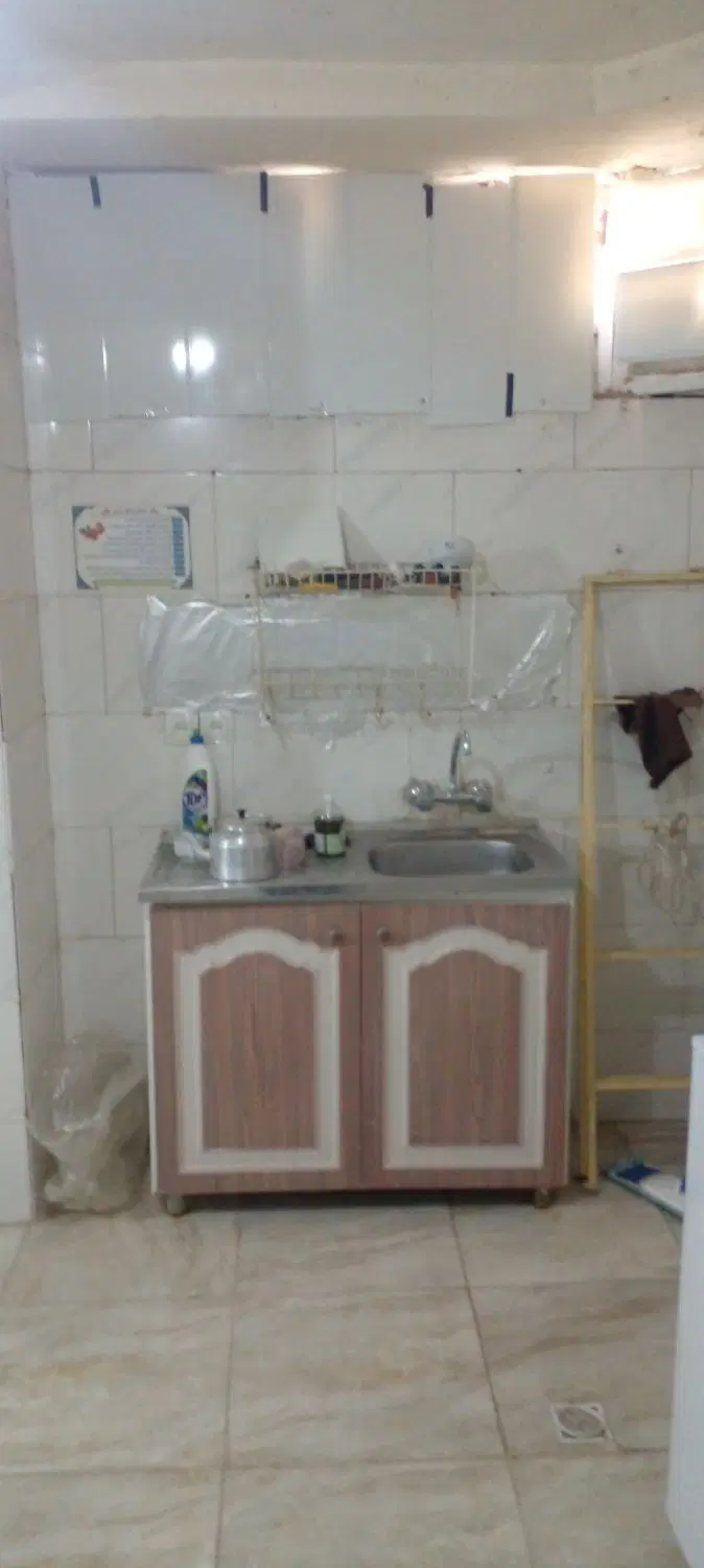 اجاره زیر زمین برای انباری و آرایشگری و خیاطی و...