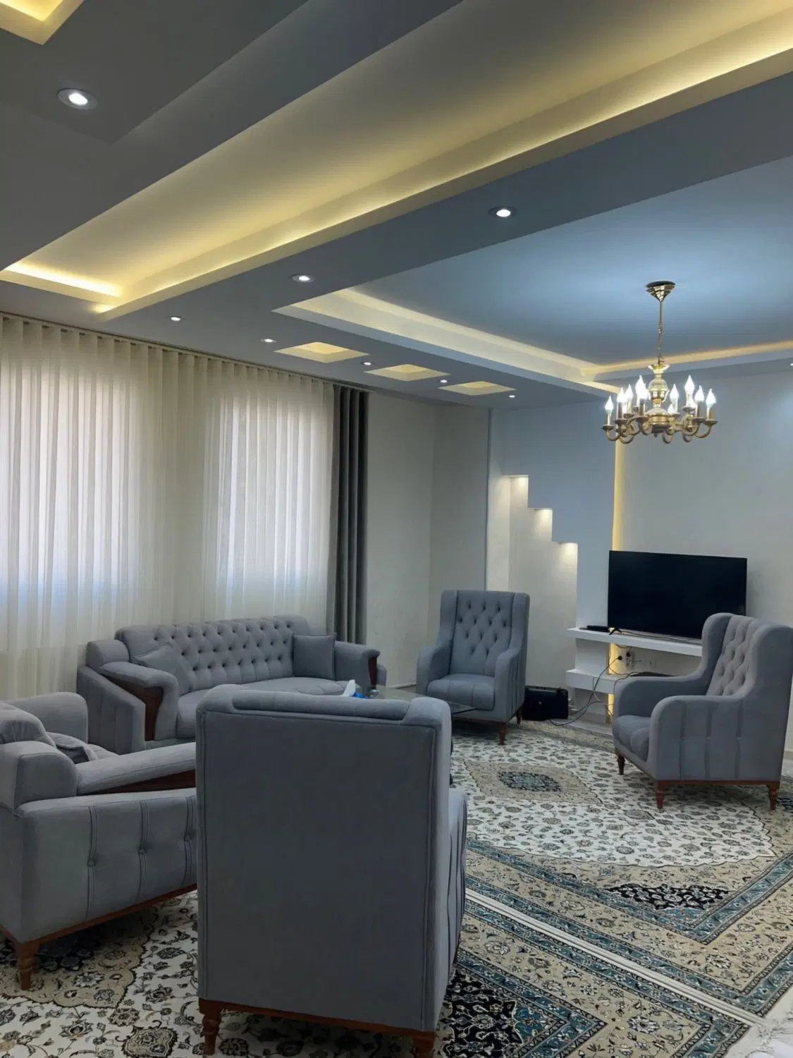 ۱۲۴ متر استخردار دو خواب
