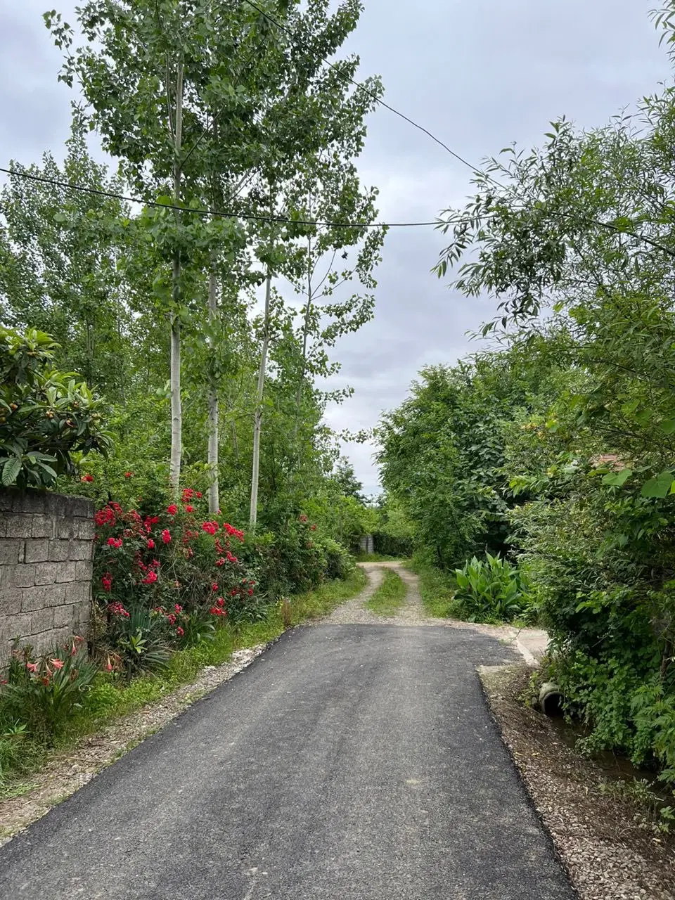 زمین ۶۷۶ متری با پروانه ساخت