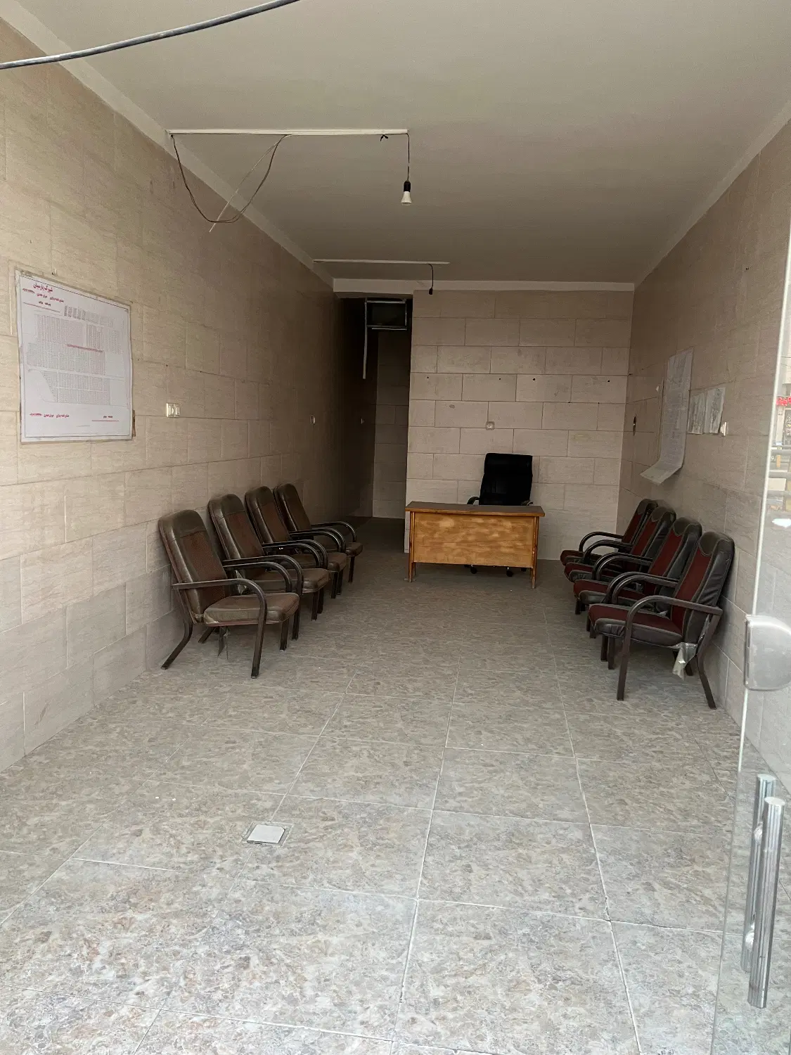 اجاره مغازه بر خیابان اصلی گویم